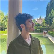 Estudiante de Bioquímica imparte clases de ciencias e idiomas a alumnos de ESO y Bachillerato